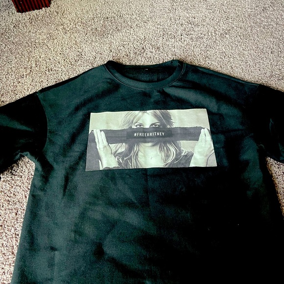 XL “Free Britney” Crewneck - Picture 3 of 3